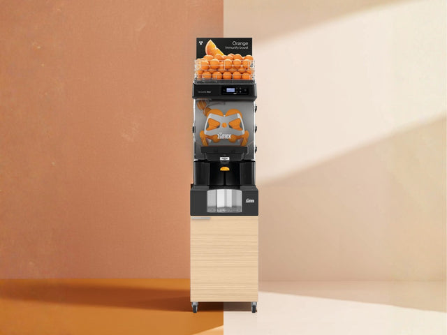 Zumex Versatile Star Orange Juicer Machine with Oak Podium 11967 — 40 Fruits/Minute