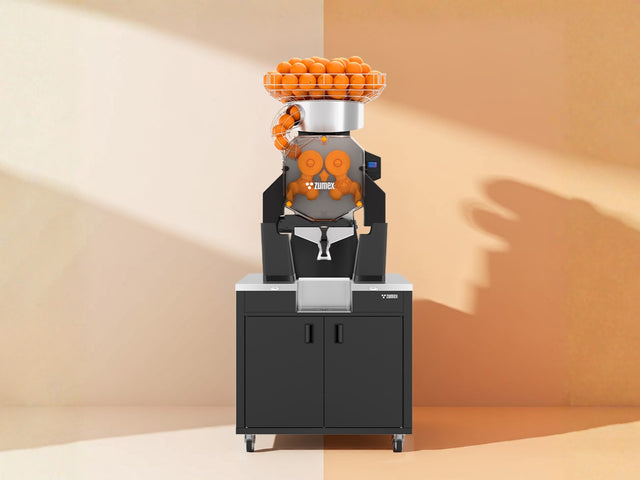 Zumex Speed Orange Juicer Machine with Black Podium 08818 — 40 Fruits/Minute